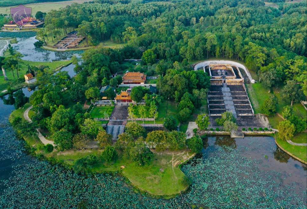 hue's tombs