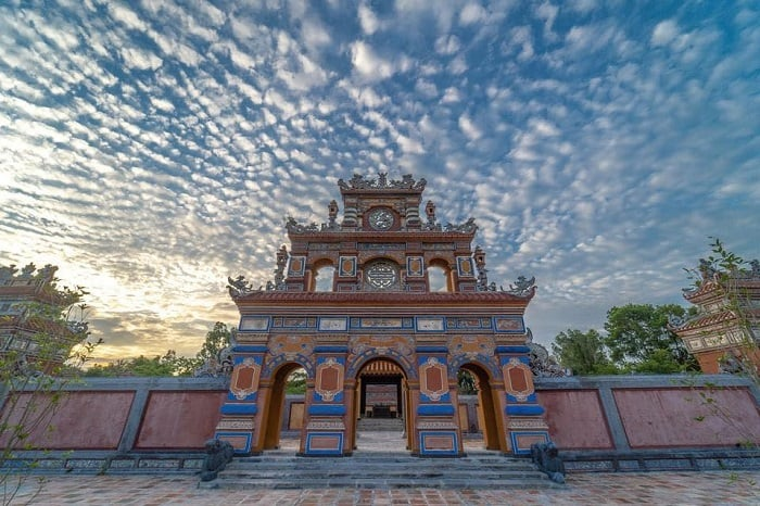 hue's tombs